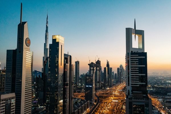 Setup Your Business in UAE Free Zone